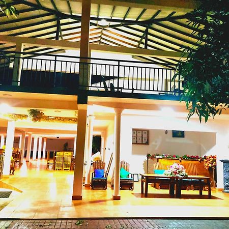 Rainforest Lodge, Deniyaya Extérieur photo