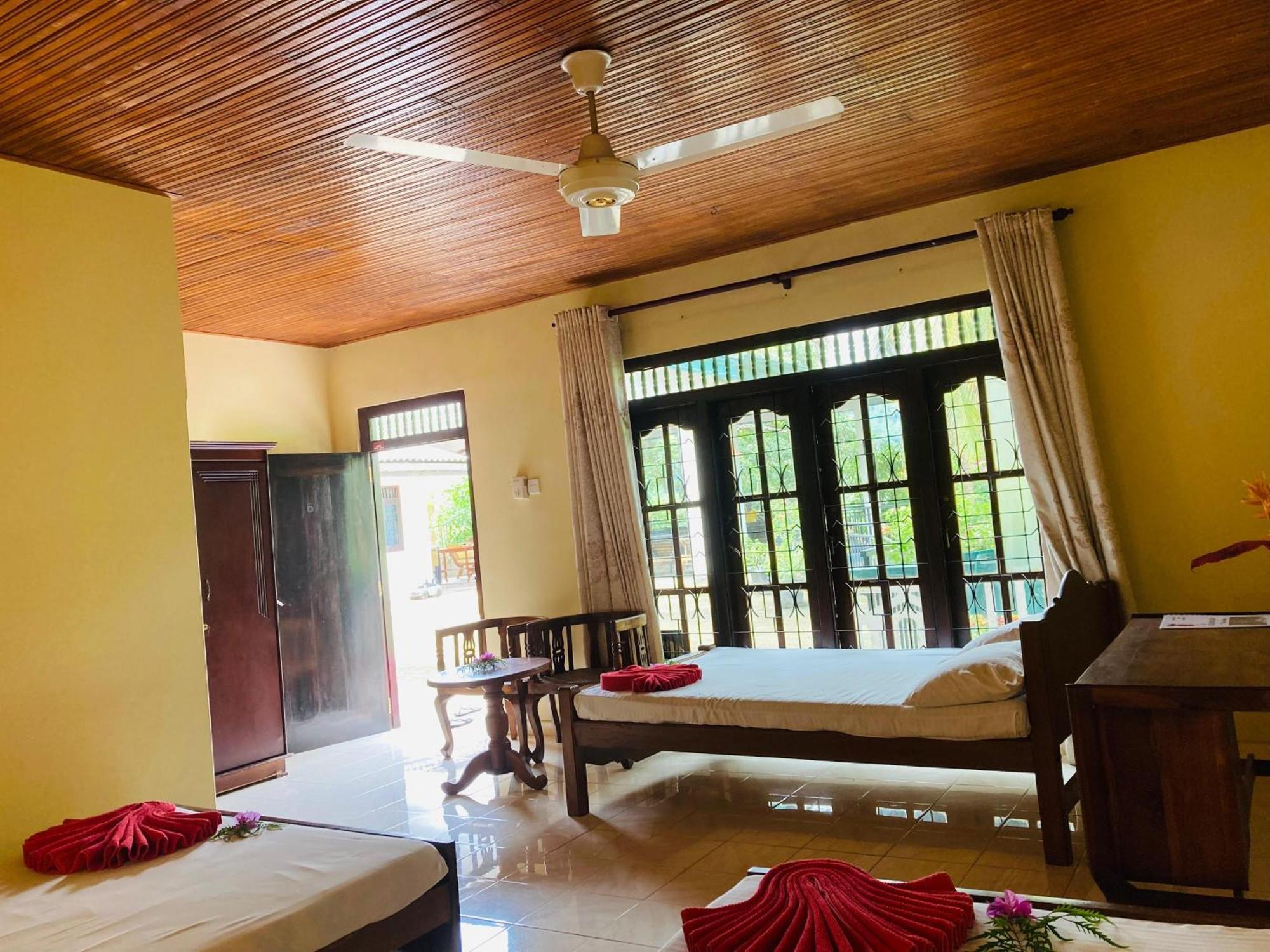 Rainforest Lodge, Deniyaya Extérieur photo
